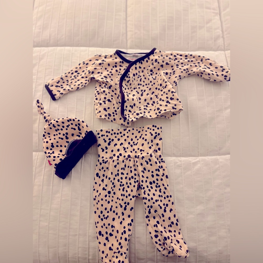 Magnetic me black spot pant set with hat